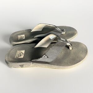 Reef Men's 8 Phantom II‎ Sandals Black White